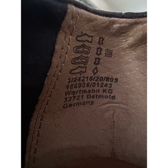 Tamaris Gray Flats Size 39 - Picture 4 of 7